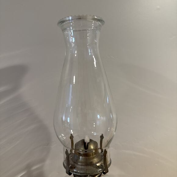 Vintage Oil Lamp Ribbed Glass Acorn Hurricane Pedestal 17” tall Scalloped MCM‎ - Picture 3 of 9
